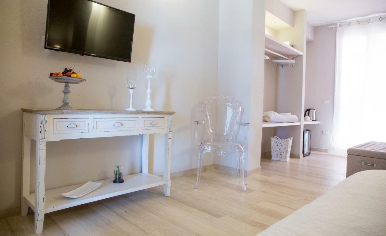 Le Saline Suites Carloforte  Εξωτερικό φωτογραφία