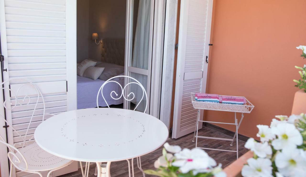 Le Saline Suites Carloforte  Εξωτερικό φωτογραφία